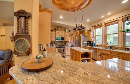 Baring Cabin | 'Moose Lodge' Cabin w/Entertainment Gazebo!
