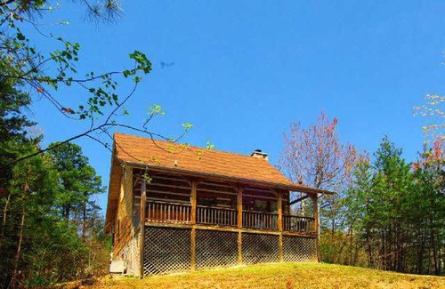 Gatlinburg - Pigeon Forge House | Moose Tracks Cabin