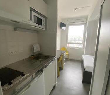 Clichy Hotel | Moov'Appart Hotel Clichy