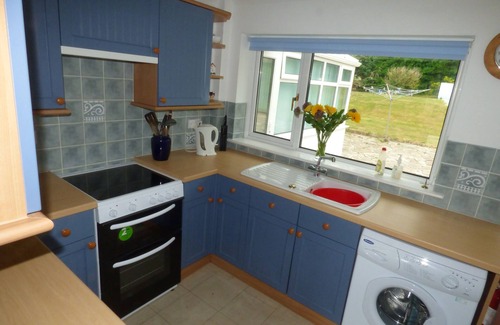 Port Isaac House | Mor Gwyns Port Isaac - sleeps 6 + parking & welcome dogs