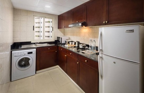 Bur Dubai Apartment | Mordern1 Bedroom Apartment close to BurJuman Mall Bur Dubai