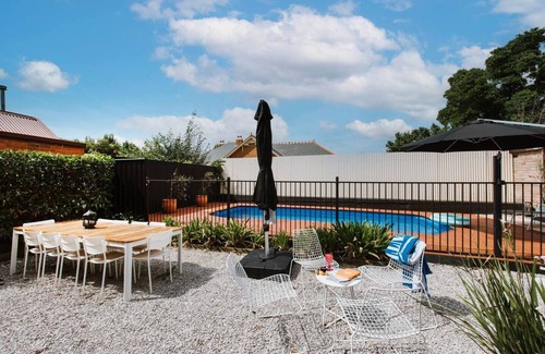 Central Mudgee House | Mortimer Gardens Country Charm in Heart of Mudgee