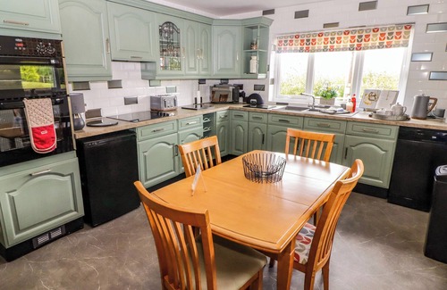 New Quay Cottage | MORVA, pet friendly, country holiday cottage in New Quay