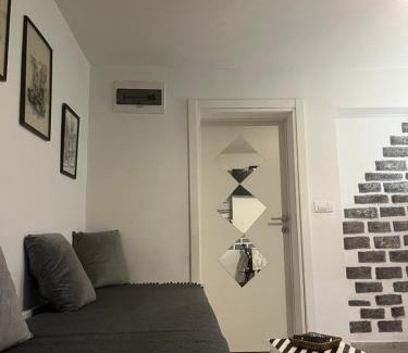 Vracar Apartment | Mosaic