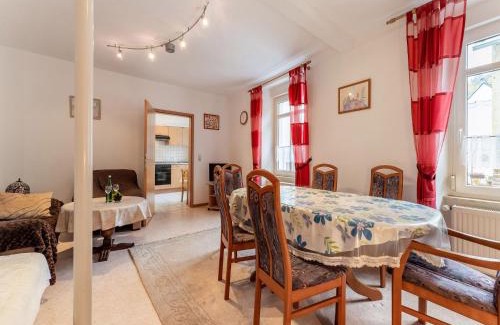 Ediger Apartment | Moselle Charm in Ediger-Eller