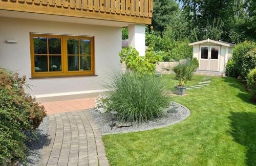 Monzelfeld House | "Moseltor" Comfortable holiday residence