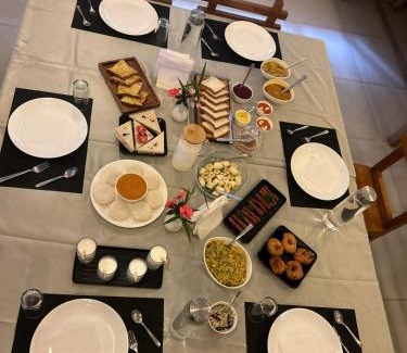 Madurai Hotel | MOSHIS NEST