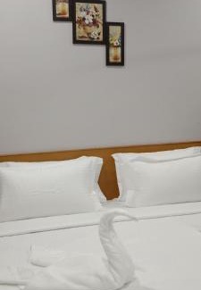 Madurai Hotel | MOSHIS NEST