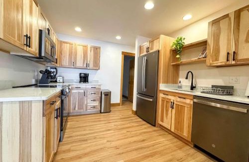 Lac du Flambeau House | Moss Lake Lookout Waterfront Home on LDF Chain