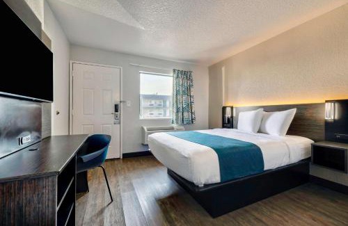Northeast Anaheim Hotel | Motel 6-Anaheim, CA - Fullerton East