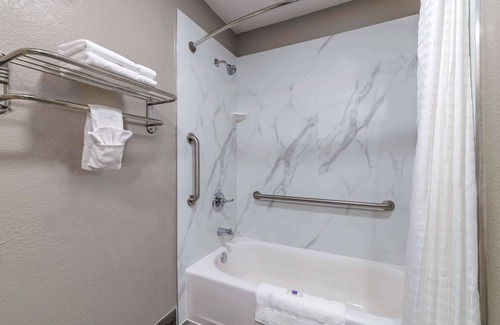 Brenham Hotel | Motel 6 Brenham, TX