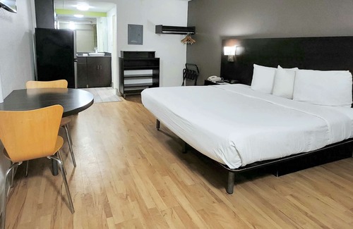 Columbus Hotel | Motel 6 Columbus, GA - Downtown