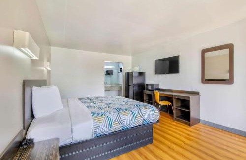 Conyers Hotel | Motel 6-Conyers, GA