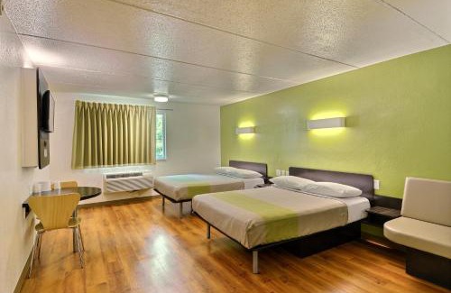 Danvers Hotel | Motel 6-Danvers, MA - Boston North