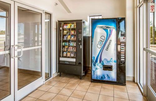 Euless Hotel | Motel 6-Euless, TX - DFW West
