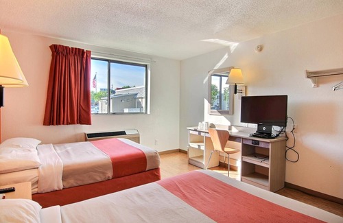 Fargo Hotel | Motel 6 Fargo, ND - West Acres - North Fargo