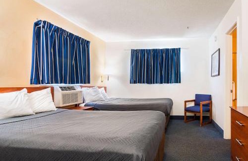 Terry Sanford Hotel | Motel 6-Fayetteville, NC - Fort Liberty Area