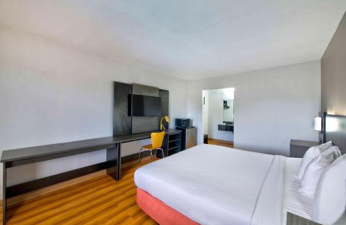 Gainesville Hotel | Motel 6-Gainesville, GA