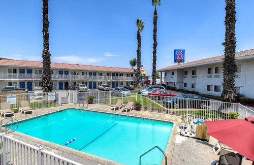 Hacienda Heights Hotel | Motel 6-Hacienda Heights, CA - Los Angeles