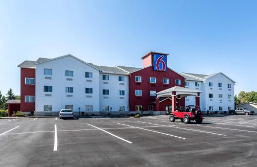 Southport Hotel | Motel 6-Indianapolis, IN - Southport