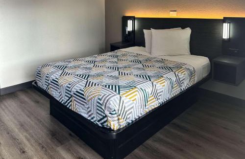 Kissimmee Hotel | Motel 6-Kissimmee, FL - Orlando