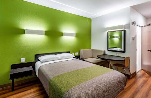 Mankato Hotel | Motel 6-Mankato, MN