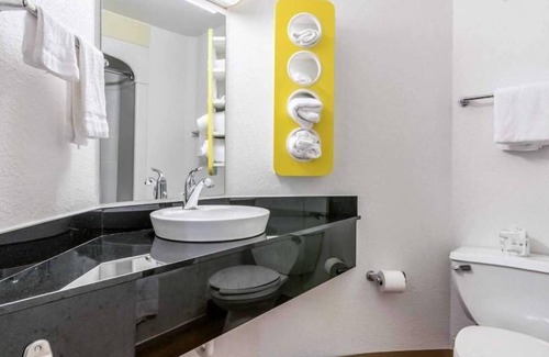 Myrtle Beach Hotel | Motel 6 Myrtle Beach, SC
