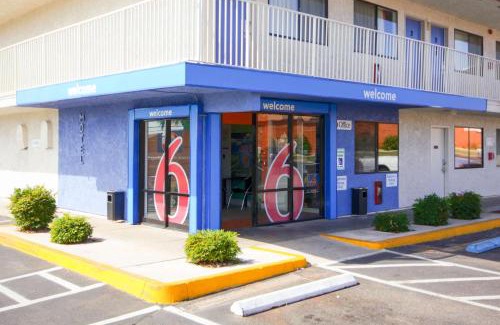 St. George Hotel | Motel 6 Saint George, UT