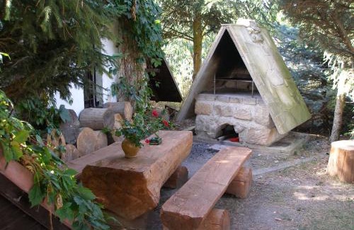 Kovac Hotel | Motel Charlie
