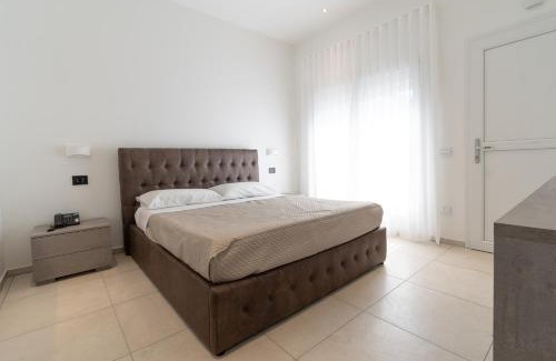 Cingia De' Botti Hotel | MOTEL CIRCUIT DRIVE