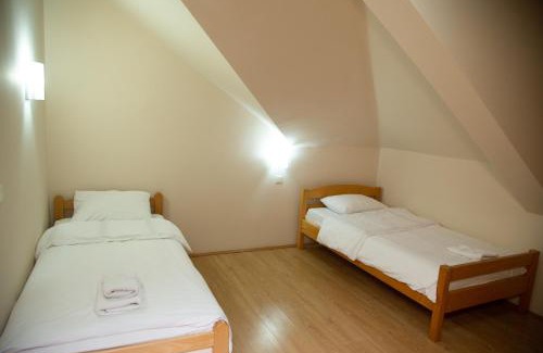 Ub House | Motel Imperija