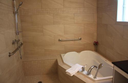 Saint-Sauveur Hotel | Motel Le JoliBourg