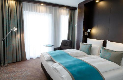 Cannstatt-Mitte Hotel | Motel One Stuttgart-Bad Cannstatt