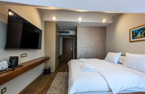 Sumece Hotel | Motel & Restoran Sunce