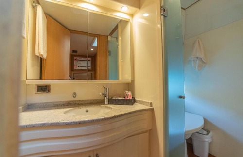 Lavagna Boat Rental | Motor Yacht Andaly
