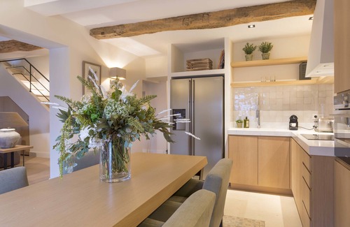 Mougins Town Centre Apartment | Mougins Luxury Retreats