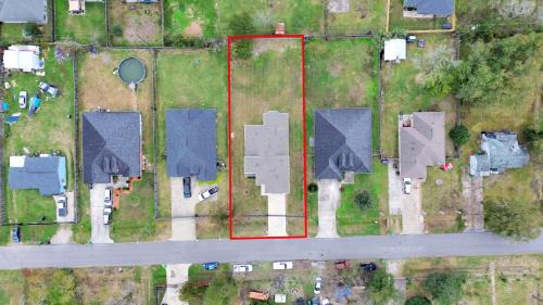 Southeast Houston House | Mount Melanin Spacious 4BD Home Sleeps 17 - Near NRG Stadium