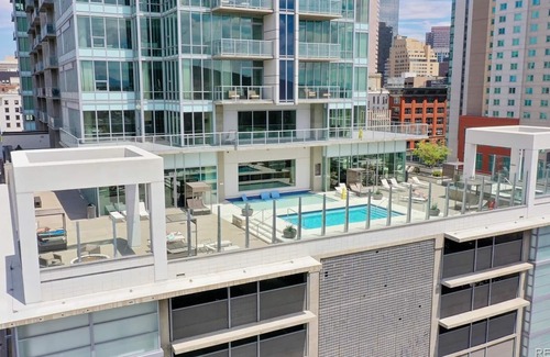 Downtown Denver Condo | Mountain and city views~Spire luxury Condo