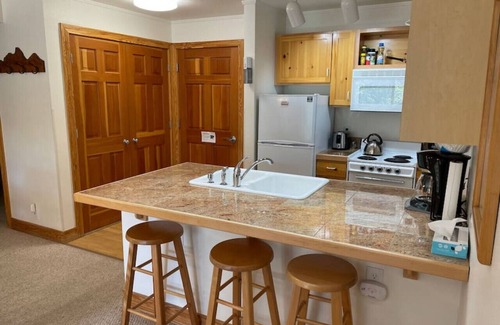 Driggs Condo | Mountain Breeze Retreat: Condo, Great for Large Families, Close to Targhee