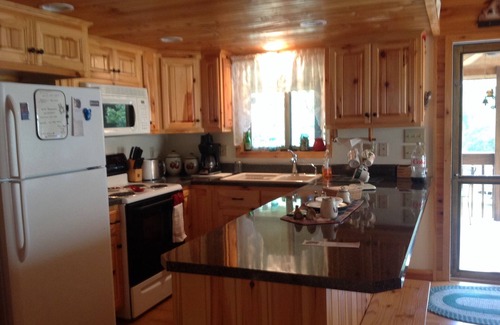 Robbinsville Cabin | Mountain Cabin with Wrap-Around Porch and Creek near the Dragon’s Tail