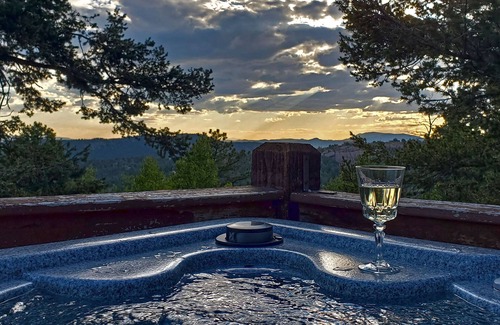 Cripple Creek Cabin | Mountain Dream Hot Tub! Views! Privacy! Pool table,Wi-Fin