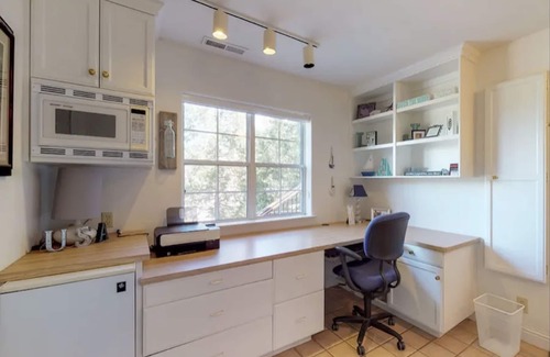 Groveland House | Mountain Home, 30 mins from Yosemite, near lake & golf course.