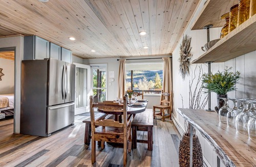 Frisco House | ⛷️Mountain Home☀️ Hot Tub ⛰️Walk to Downtown Frisco✨$Zero Cleaning & Pet Fees