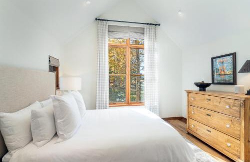 Timber Ridge Ski Chalet | Mountain House by Exceptional Stays