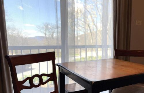 Wintergreen House | Mountain Inn Studio 92 with Wintergreen Advantage