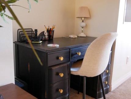 Canon City Ski Chalet | Mountain Jungalow Chalet, 3 min walk to Royal Gorge Train
