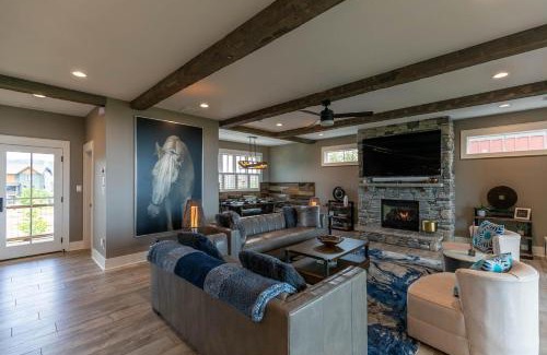 Lenoir House | Mountain Kandy at Blue Ridge Mountain Club