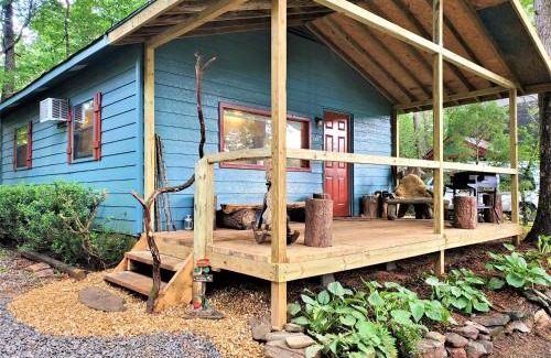 Helen House | Mountain Laurel Cottage at Hearthstone Cabins and Camping - Pet Friendly