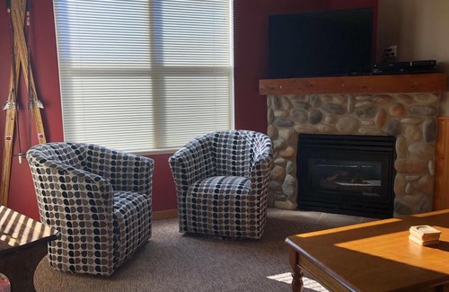 Silver Star Mountain Apartment | Mountain Legacy - Silver Star Stays