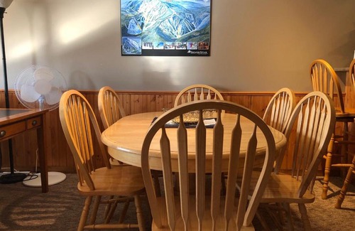 Silver Star Mountain Apartment | Mountain Legacy - Silver Star Stays